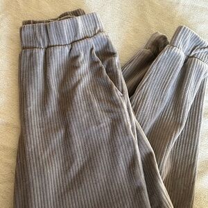 Ribbed and soft sweatpants, size XS